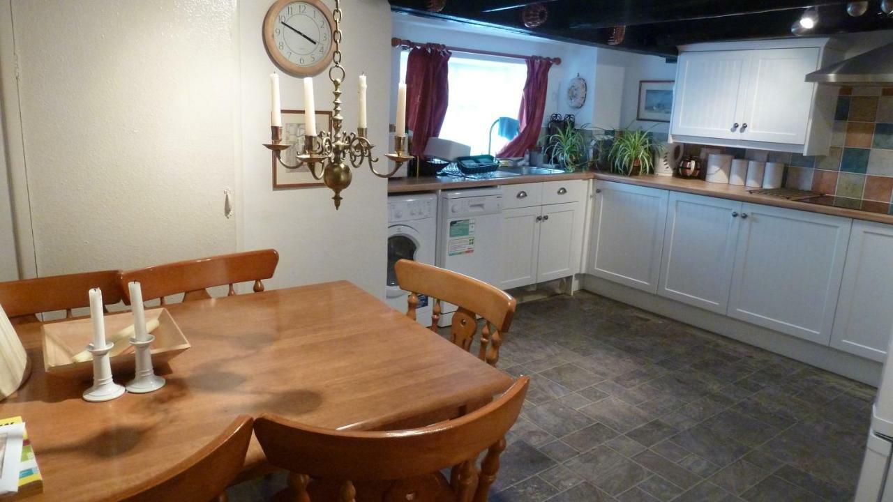 Topheavy Cottage Mevagissey Exterior photo